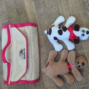Vintage 1985 Tonka pound puppies with carrier